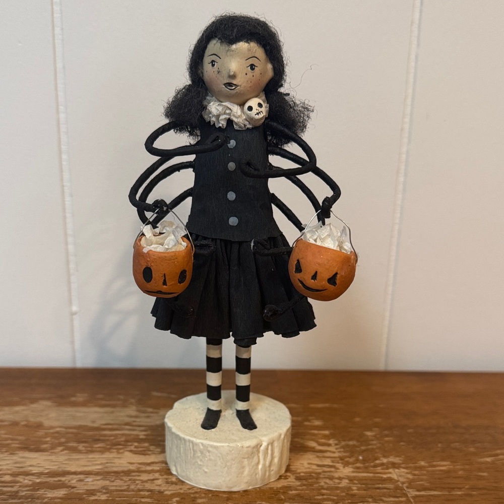 Halloween Black Cat with Pumpkin Buckets